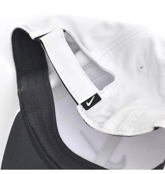 Nike Dri-Fit Club Swoosh Cap