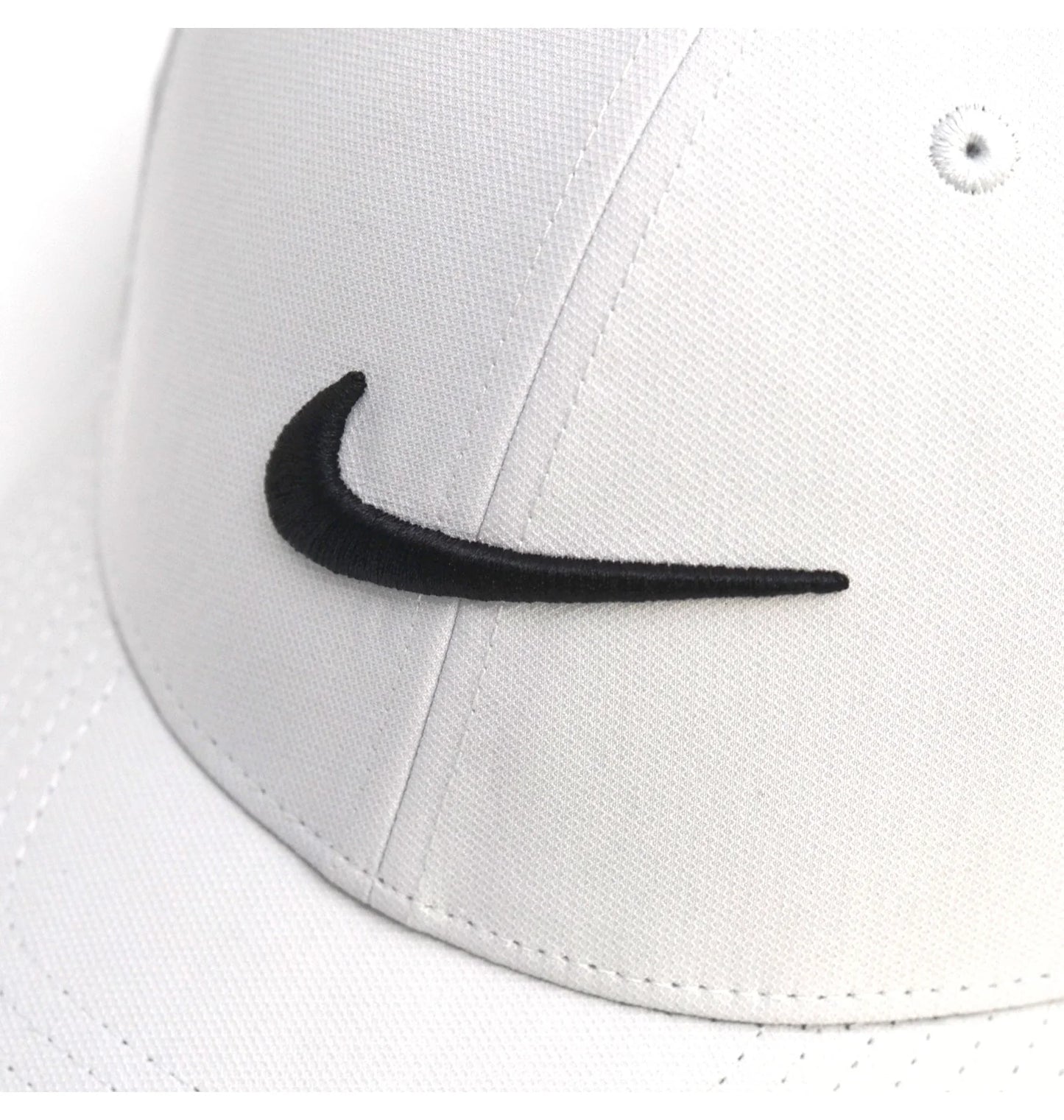 Nike Dri-Fit Club Swoosh Cap