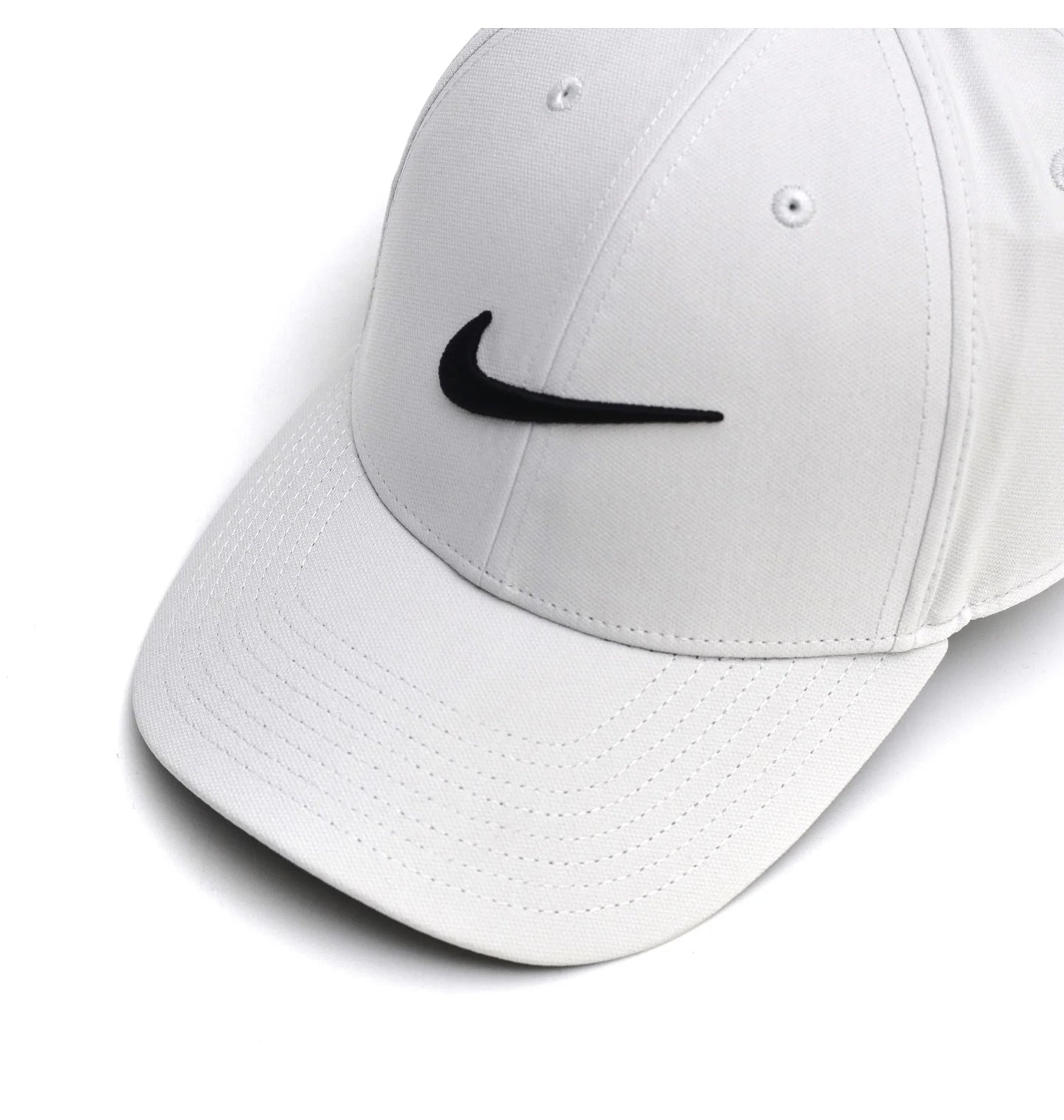 Nike Dri-Fit Club Swoosh Cap