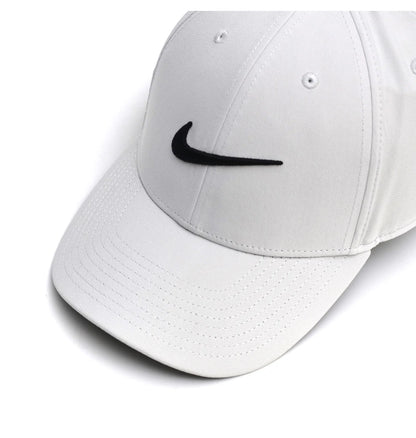 Nike Dri-Fit Club Swoosh Cap