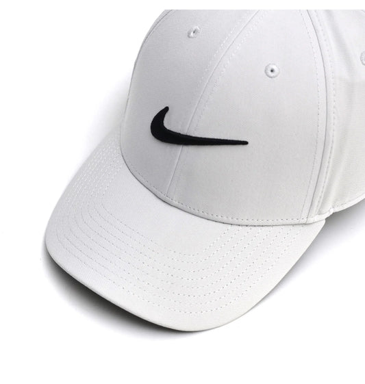 Nike Dri-Fit Club Swoosh Cap